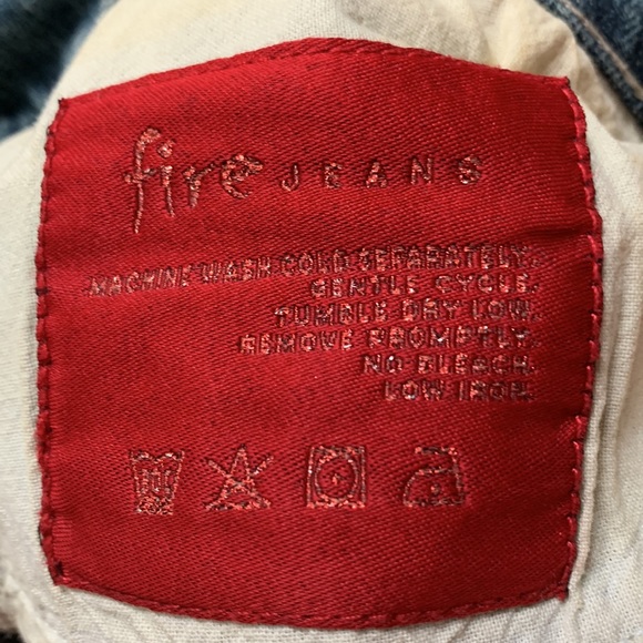 Fire Jeans distressed mini skirt, frayed hemline, sz1 - Picture 6 of 7